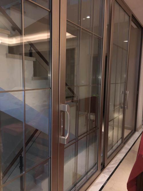 常州经阁铝材江苏总代理,是一家生产销售中---门窗,欧式阳光房 品质